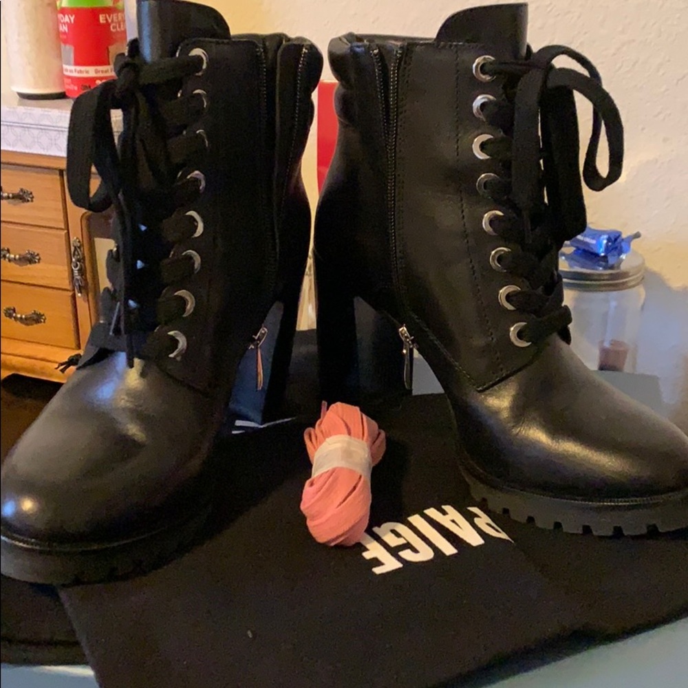 PAIGE Leather Heel